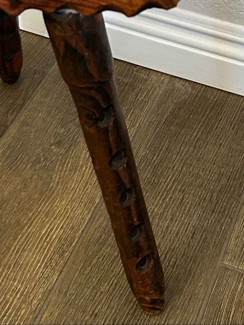 Spanish / Italian VTG Style Solid  Wood /Leather Ornate Tripod Birthing Chair
